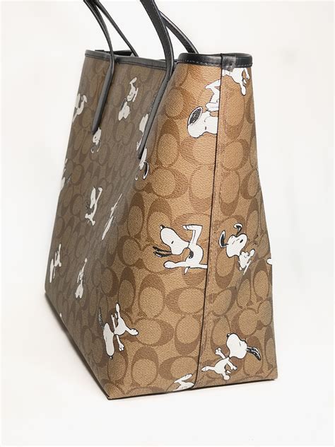 Coach purse with snoopy - Coach Handbags for Women - Vestiaire Collective. $324.50. United States. Expert Seller. 9. COACH Leather handbag. $214.50. 